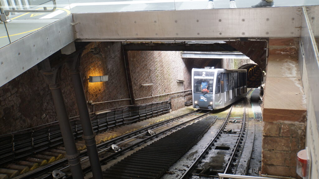 The more modern lower train takes visitors from The Rathaus station uphill to the Schloss